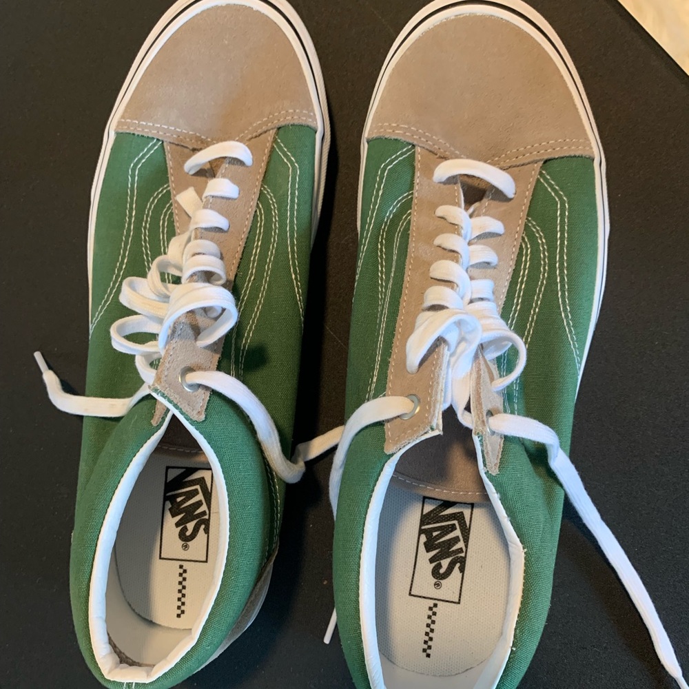 Vans OLD SKOOL PRO
"Forest / Grey / White" size 12